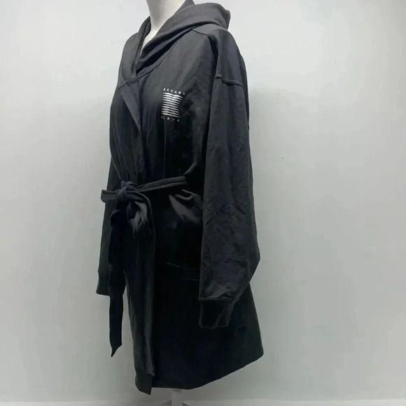 Savage X Fenty Bath Robe Forever Savage Showgirl Short Hooded Belted Gray XS S - Picture 5 of 13